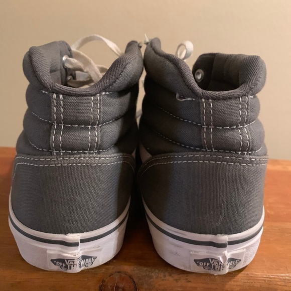 Vans - Picture 3 of 3